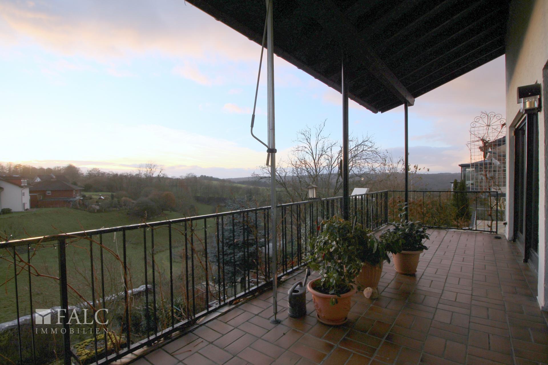 Balkon EG